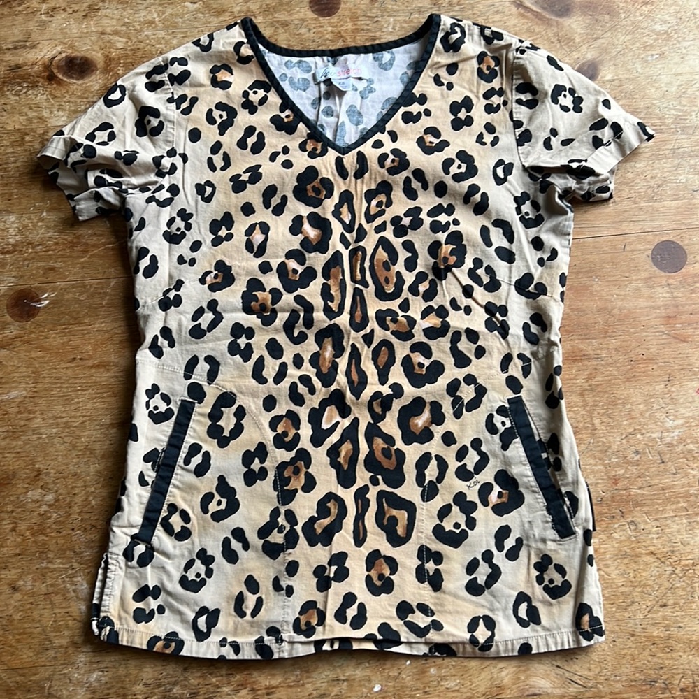 Koi leopard print scrub top